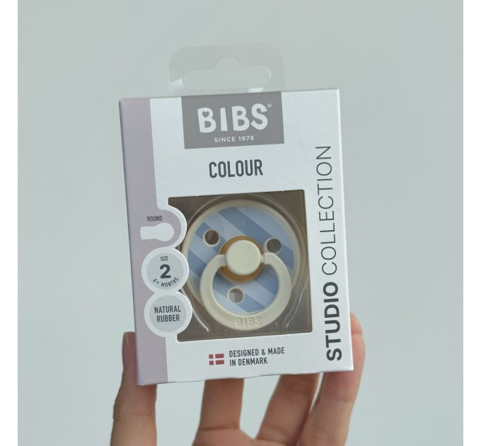 Соска пустушка 6-18 міс. BIBS Studio Colour Latex Round (кругла)  Block –  Ivory / Dusty Blue