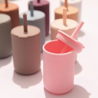 Стаканчик з трубочкою (розпродаж)